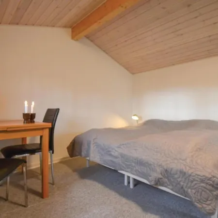 Gorgeous Home In Ebeltoft With Wifi Nyaraló